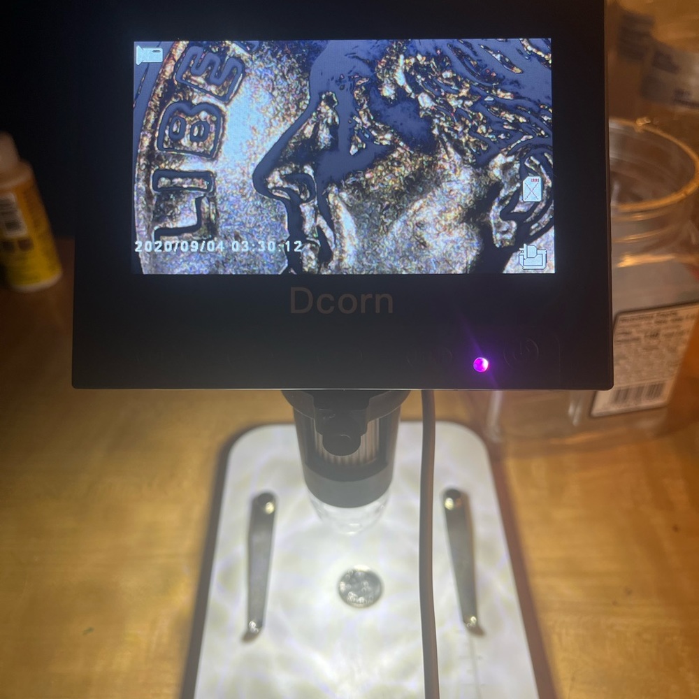 Coin microscope